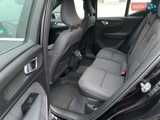 Черный Вольво XC40, объемом двигателя 0 л и пробегом 169 тыс. км за 22999 $, фото 26 на Automoto.ua