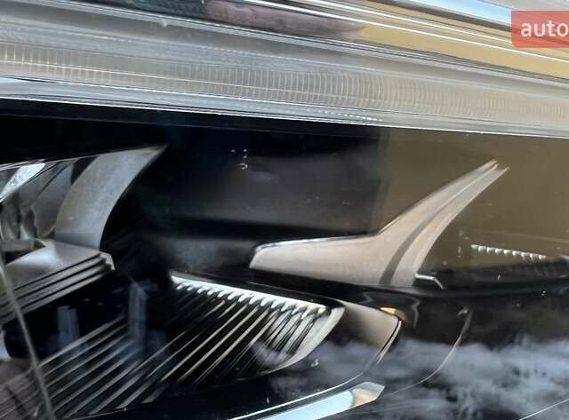 Черный Вольво XC40, объемом двигателя 0 л и пробегом 99 тыс. км за 25950 $, фото 19 на Automoto.ua