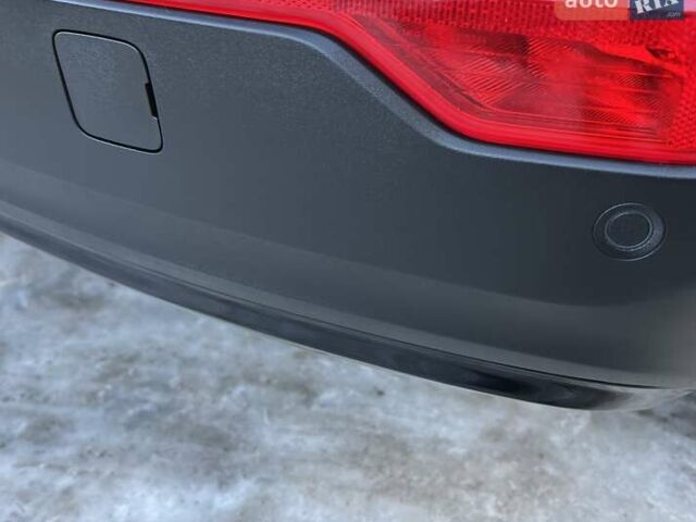 Черный Вольво XC40, объемом двигателя 0 л и пробегом 99 тыс. км за 25950 $, фото 31 на Automoto.ua