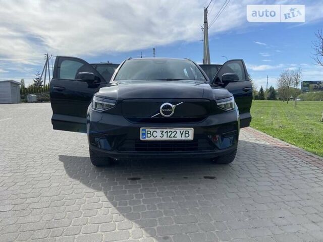 Черный Вольво XC40, объемом двигателя 0 л и пробегом 17 тыс. км за 38999 $, фото 6 на Automoto.ua