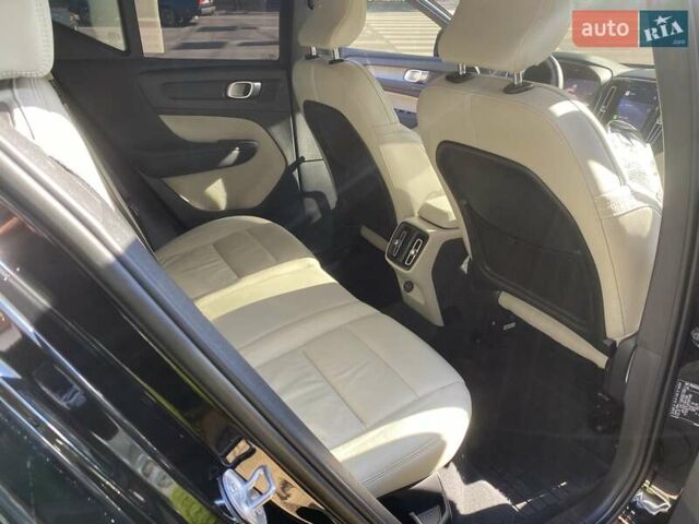 Вольво XC40 2022 в Одессе на Automoto.ua Черный Вольво XC40, объемом двигателя 1.97 л и пробегом 18 тыс. км за 34900 $, фото 28 на Automoto.ua