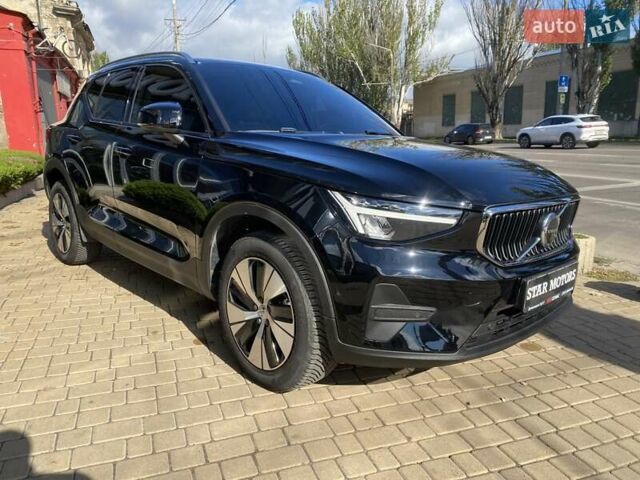 Вольво XC40 2022 в Одессе на Automoto.ua Черный Вольво XC40, объемом двигателя 1.97 л и пробегом 18 тыс. км за 34900 $, фото 2 на Automoto.ua