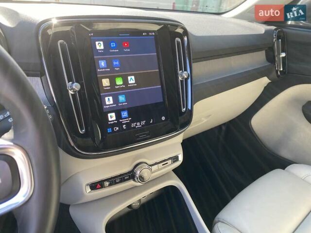 Вольво XC40 2022 в Одессе на Automoto.ua Черный Вольво XC40, объемом двигателя 1.97 л и пробегом 18 тыс. км за 34900 $, фото 19 на Automoto.ua