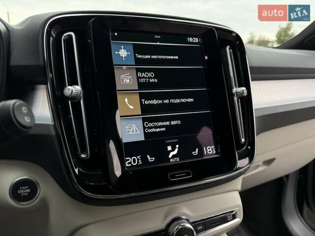 Черный Вольво XC40, объемом двигателя 1.97 л и пробегом 44 тыс. км за 25900 $, фото 17 на Automoto.ua