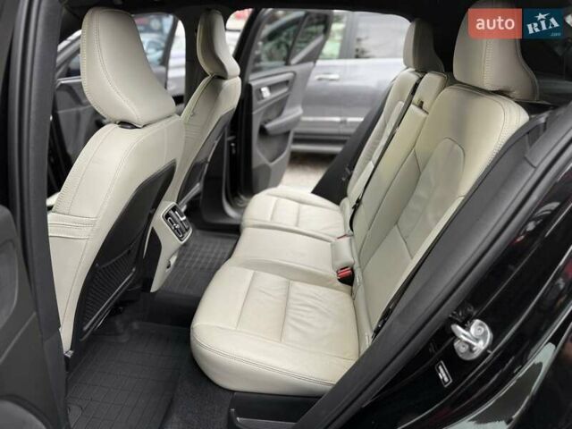 Черный Вольво XC40, объемом двигателя 1.97 л и пробегом 44 тыс. км за 25900 $, фото 20 на Automoto.ua