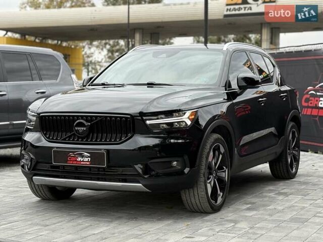 Черный Вольво XC40, объемом двигателя 1.97 л и пробегом 44 тыс. км за 25900 $, фото 5 на Automoto.ua