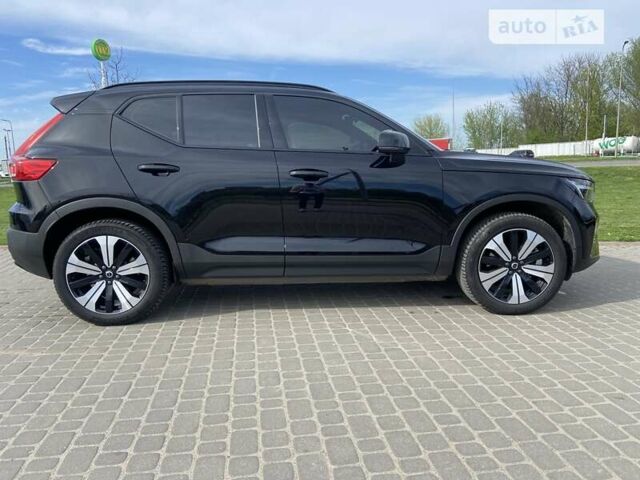 Черный Вольво XC40, объемом двигателя 0 л и пробегом 17 тыс. км за 38999 $, фото 10 на Automoto.ua