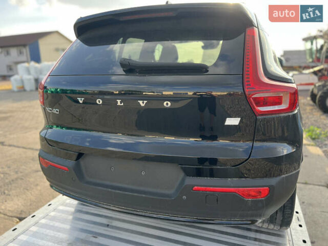 Чорний Вольво XC40, об'ємом двигуна 0 л та пробігом 58 тис. км за 18700 $, фото 8 на Automoto.ua