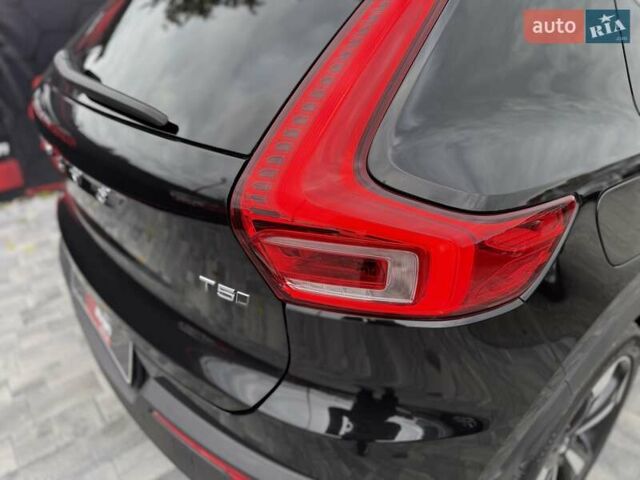 Черный Вольво XC40, объемом двигателя 1.97 л и пробегом 44 тыс. км за 25900 $, фото 11 на Automoto.ua