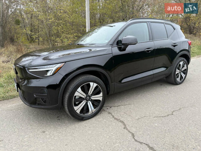 Черный Вольво XC40, объемом двигателя 0 л и пробегом 28 тыс. км за 27500 $, фото 6 на Automoto.ua