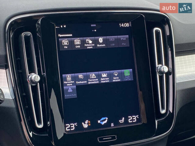 Черный Вольво XC40, объемом двигателя 1.48 л и пробегом 89 тыс. км за 35000 $, фото 31 на Automoto.ua