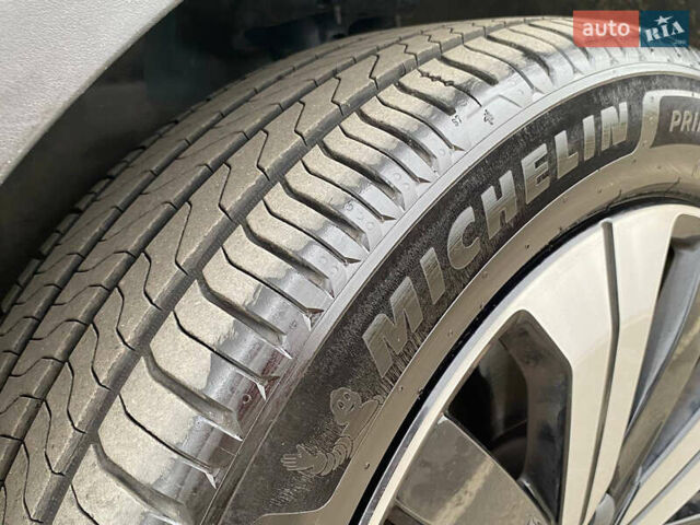 Черный Вольво XC40, объемом двигателя 1.48 л и пробегом 89 тыс. км за 35000 $, фото 16 на Automoto.ua