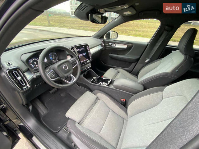Черный Вольво XC40, объемом двигателя 1.48 л и пробегом 89 тыс. км за 35000 $, фото 22 на Automoto.ua