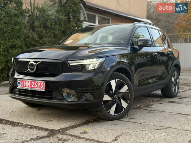 Черный Вольво XC40, объемом двигателя 0 л и пробегом 16 тыс. км за 28700 $, фото 1 на Automoto.ua