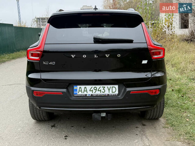 Черный Вольво XC40, объемом двигателя 0 л и пробегом 28 тыс. км за 27500 $, фото 11 на Automoto.ua
