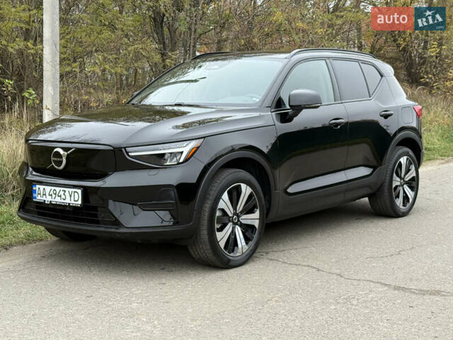 Черный Вольво XC40, объемом двигателя 0 л и пробегом 28 тыс. км за 27500 $, фото 7 на Automoto.ua