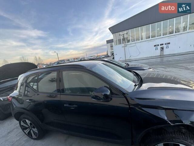 Черный Вольво XC40, объемом двигателя 0 л и пробегом 11 тыс. км за 16300 $, фото 3 на Automoto.ua