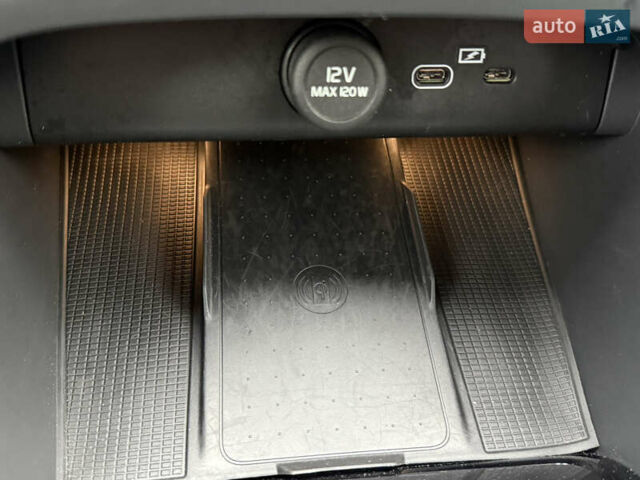 Черный Вольво XC40, объемом двигателя 0 л и пробегом 28 тыс. км за 27500 $, фото 51 на Automoto.ua