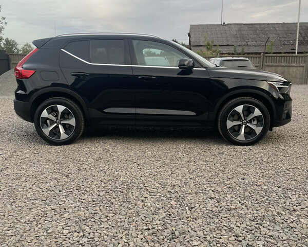 Черный Вольво XC40, объемом двигателя 2 л и пробегом 13 тыс. км за 39000 $, фото 8 на Automoto.ua