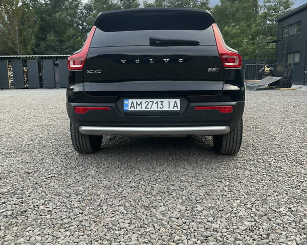 Черный Вольво XC40, объемом двигателя 2 л и пробегом 13 тыс. км за 39000 $, фото 13 на Automoto.ua