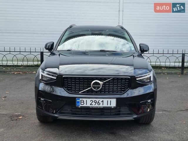 Черный Вольво XC40, объемом двигателя 1.97 л и пробегом 5 тыс. км за 33900 $, фото 6 на Automoto.ua
