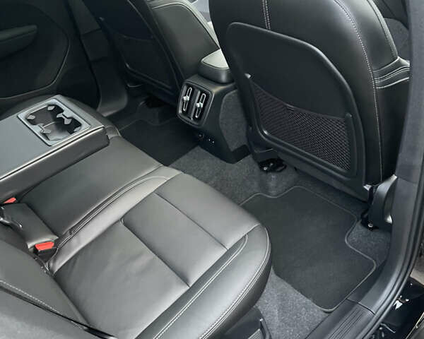 Черный Вольво XC40, объемом двигателя 2 л и пробегом 13 тыс. км за 39000 $, фото 63 на Automoto.ua