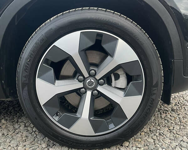 Черный Вольво XC40, объемом двигателя 2 л и пробегом 13 тыс. км за 39000 $, фото 33 на Automoto.ua
