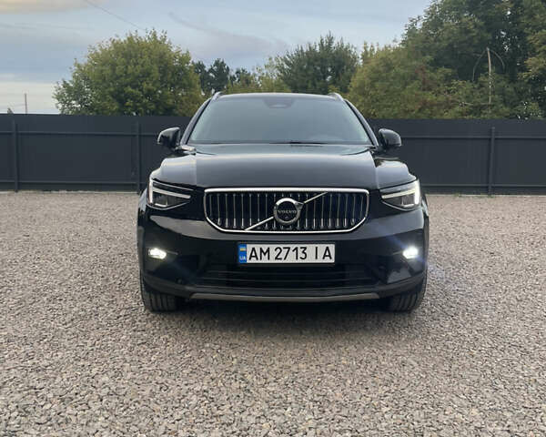 Черный Вольво XC40, объемом двигателя 2 л и пробегом 13 тыс. км за 39000 $, фото 22 на Automoto.ua