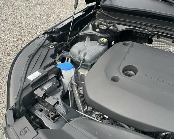 Черный Вольво XC40, объемом двигателя 2 л и пробегом 13 тыс. км за 39000 $, фото 43 на Automoto.ua