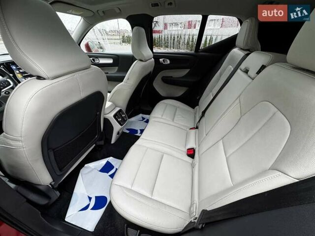 Красный Вольво XC40, объемом двигателя 2 л и пробегом 158 тыс. км за 20600 $, фото 22 на Automoto.ua