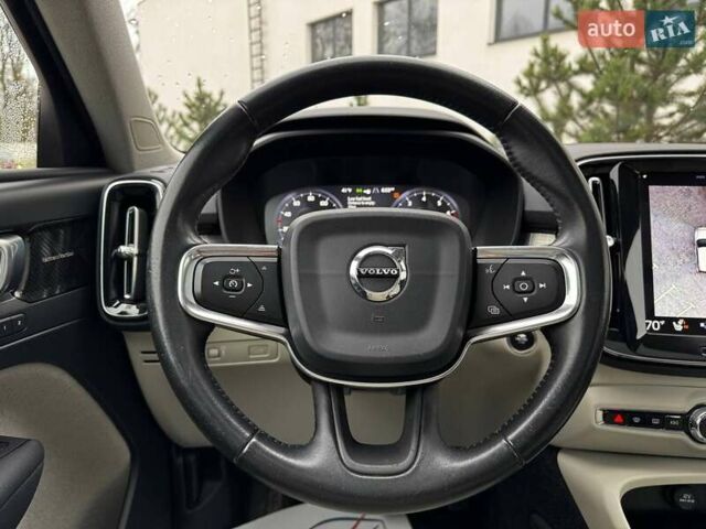 Красный Вольво XC40, объемом двигателя 2 л и пробегом 158 тыс. км за 20600 $, фото 14 на Automoto.ua