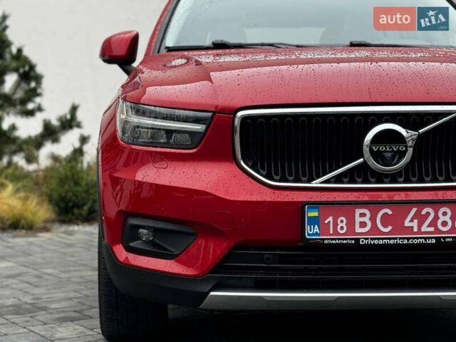 Красный Вольво XC40, объемом двигателя 2 л и пробегом 158 тыс. км за 20600 $, фото 2 на Automoto.ua