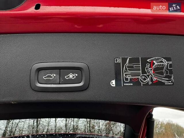 Красный Вольво XC40, объемом двигателя 2 л и пробегом 158 тыс. км за 20600 $, фото 25 на Automoto.ua