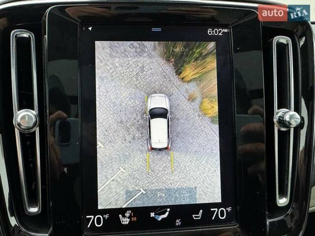 Красный Вольво XC40, объемом двигателя 2 л и пробегом 158 тыс. км за 20600 $, фото 16 на Automoto.ua