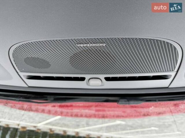 Красный Вольво XC40, объемом двигателя 2 л и пробегом 158 тыс. км за 20600 $, фото 15 на Automoto.ua