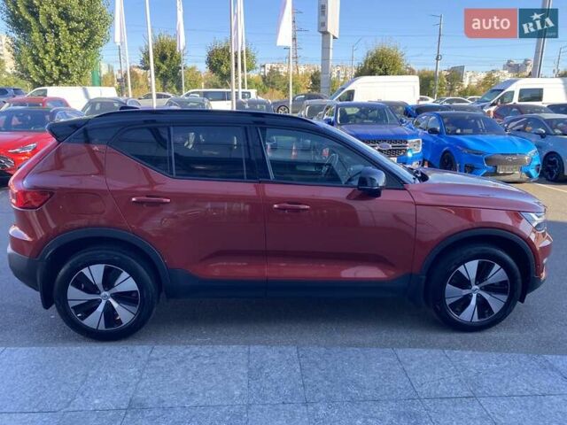 Красный Вольво XC40, объемом двигателя 1.48 л и пробегом 39 тыс. км за 31352 $, фото 6 на Automoto.ua