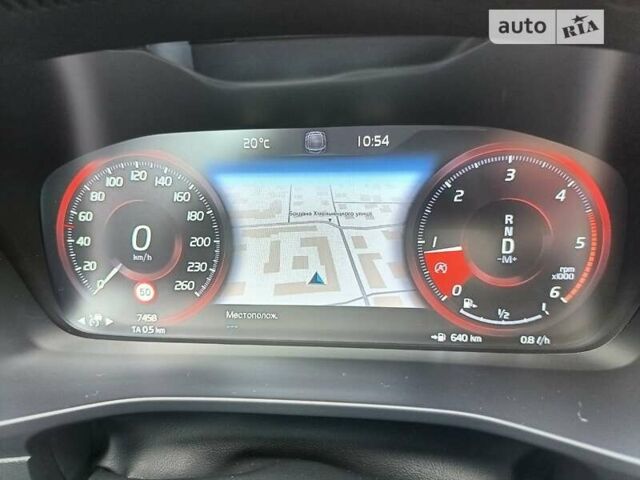 Вольво XC40 2020 в Славуте на Automoto.ua Красный Вольво XC40, объемом двигателя 1.97 л и пробегом 24 тыс. км за 38600 $, фото 19 на Automoto.ua