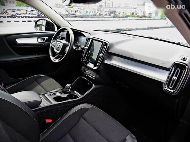 Вольво XC40 2019 в Черкассах на Automoto.ua Вольво XC40, объемом двигателя 2 л и пробегом 44 тыс. км за 30500 $, фото 26 на Automoto.ua
