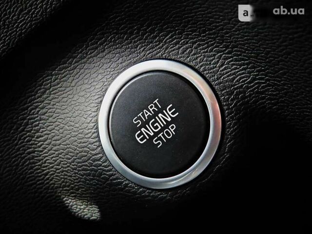 Вольво XC40 2019 в Черкассах на Automoto.ua Вольво XC40, объемом двигателя 2 л и пробегом 44 тыс. км за 30500 $, фото 14 на Automoto.ua