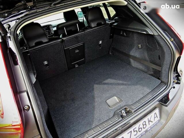 Вольво XC40 2019 в Черкассах на Automoto.ua Вольво XC40, объемом двигателя 2 л и пробегом 44 тыс. км за 30500 $, фото 23 на Automoto.ua