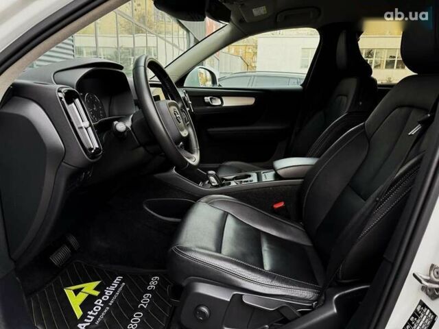 Вольво XC40, объемом двигателя 2 л и пробегом 73 тыс. км за 29900 $, фото 26 на Automoto.ua