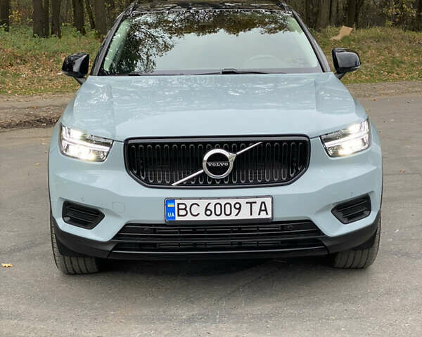 Вольво XC40, объемом двигателя 1.97 л и пробегом 17 тыс. км за 32500 $, фото 8 на Automoto.ua