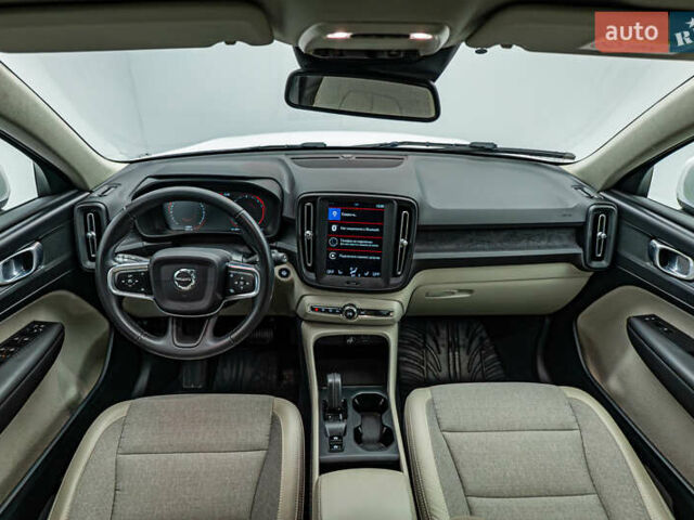 Вольво XC40, об'ємом двигуна 2 л та пробігом 194 тис. км за 25832 $, фото 10 на Automoto.ua