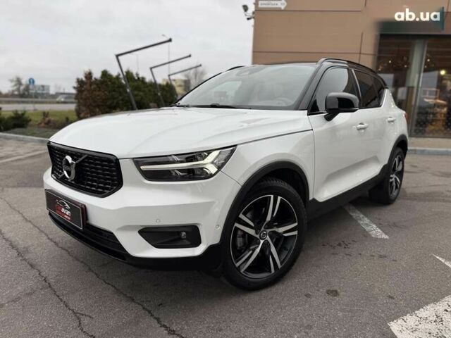Вольво XC40, об'ємом двигуна 2 л та пробігом 78 тис. км за 25800 $, фото 5 на Automoto.ua