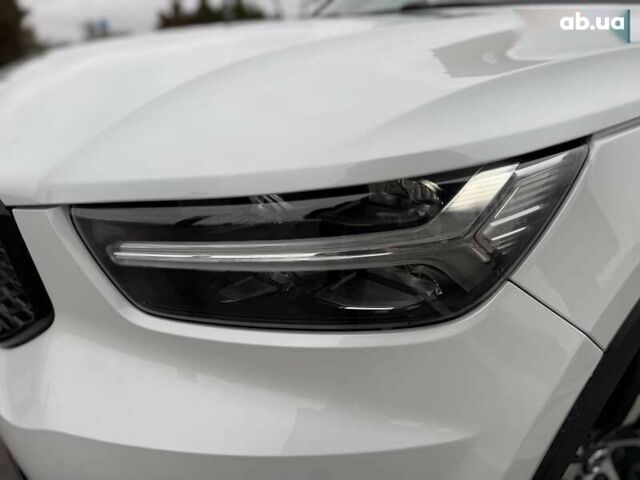 Вольво XC40, об'ємом двигуна 2 л та пробігом 78 тис. км за 25800 $, фото 4 на Automoto.ua