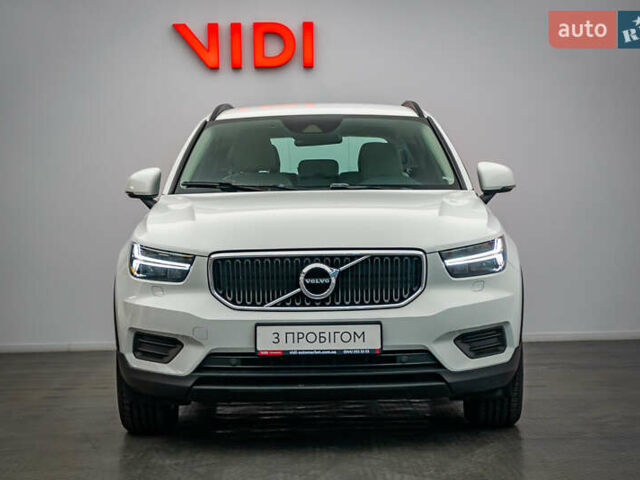 Вольво XC40, об'ємом двигуна 2 л та пробігом 194 тис. км за 25832 $, фото 4 на Automoto.ua