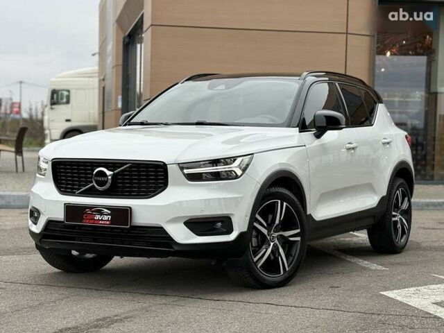 Вольво XC40, об'ємом двигуна 2 л та пробігом 78 тис. км за 25800 $, фото 1 на Automoto.ua