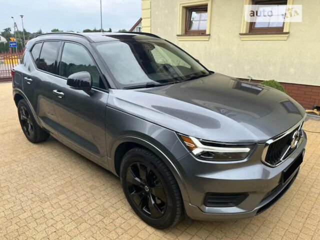 Вольво XC40, об'ємом двигуна 2 л та пробігом 97 тис. км за 28500 $, фото 3 на Automoto.ua