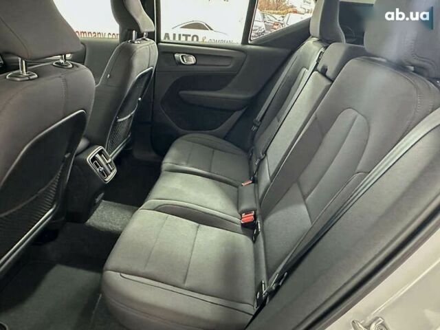 Вольво XC40, объемом двигателя 2 л и пробегом 194 тыс. км за 24850 $, фото 11 на Automoto.ua