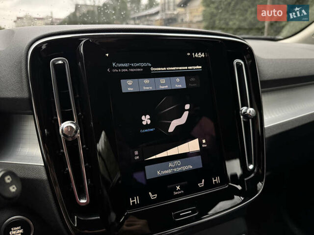 Вольво XC40, об'ємом двигуна 1.97 л та пробігом 109 тис. км за 32000 $, фото 26 на Automoto.ua